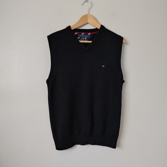 Tommy Hilfiger Premium Lambswool Vest Sweater Knit Size Medium Black - Picture 2 of 15
